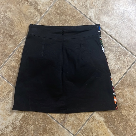 Lulu’s Don’t Stop the party skirt - Picture 2 of 6